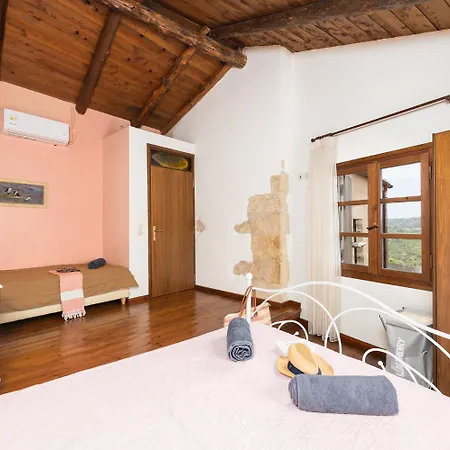Kourkoulios Villa *